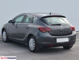 Opel Astra 2011 1.7 108 KM