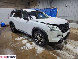Nissan Pathfinder 2025 3