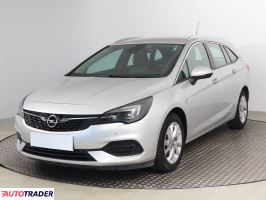 Opel Astra 2019 1.2 143 KM
