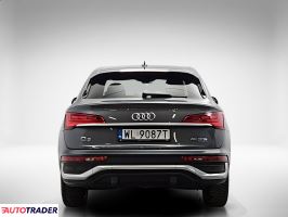 Audi Q5 2022 2.0 204 KM