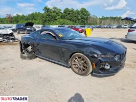 Ford Mustang 2025 5