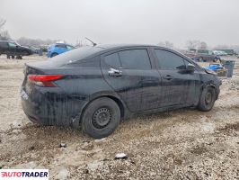 Nissan Versa 2020 1