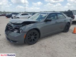 Chrysler 300C 2019 3