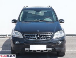 Mercedes M-klasa 2007 4.0 301 KM