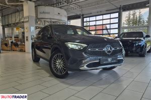 Mercedes 200 2024 2.0 204 KM