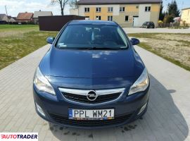 Opel Astra 2012 1.7 110 KM