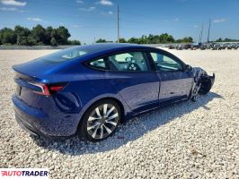 Tesla Model 3 2025