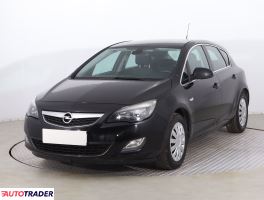 Opel Astra 2011 1.4 118 KM