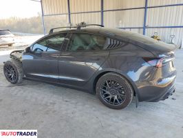 Tesla Model 3 2025