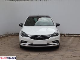 Opel Astra 2018 1.6 197 KM