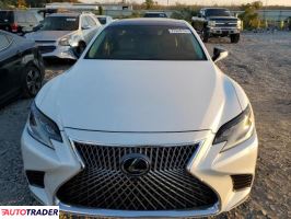 Lexus LS 2018 3