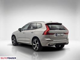 Volvo XC60 2022 2.0 197 KM