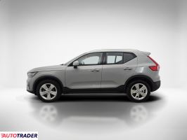 Volvo XC40 2024 1.5 129 KM