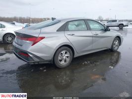 Hyundai Elantra 2025 2