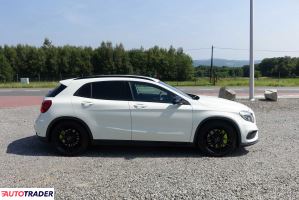 Mercedes GLA 2016 2.0 381 KM