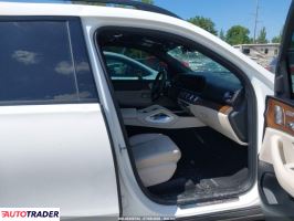 Mercedes GL 2025 3
