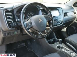 Mitsubishi Outlander 2016 2.4 170 KM