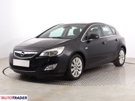 Opel Astra 2010 1.4 138 KM