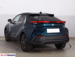 Toyota C-HR 2024 1.8 138 KM