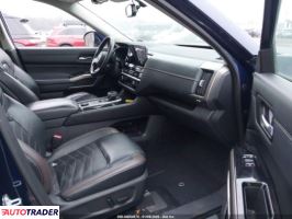 Nissan Pathfinder 2022 3