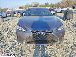 Lexus ES 2021 3