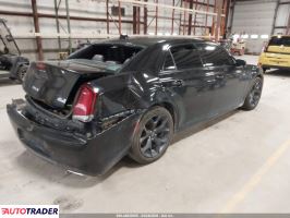 Chrysler 300C 2021 3