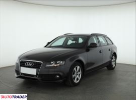 Audi A4 2009 2.0 140 KM