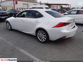 Lexus IS 2020 2