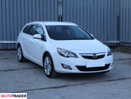 Opel Astra - zobacz ofertę