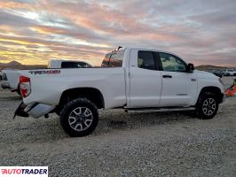 Toyota Tundra 2021 5