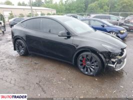 Tesla Model Y 2022 Tesla Model Y 2022