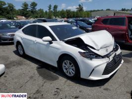 Toyota Camry 2025 2