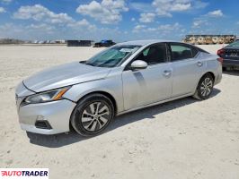 Nissan Altima 2020