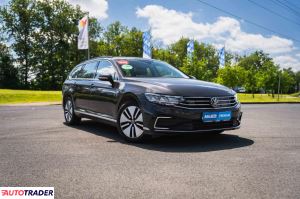 Volkswagen Passat 2021 1.4 214 KM