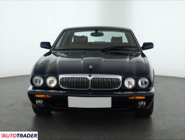 Jaguar XJ 2000 4.0 280 KM