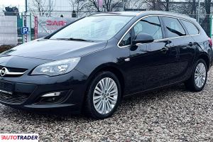 Opel Astra 2014 1.4 140 KM