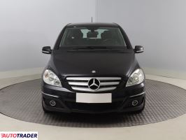 Mercedes B-klasa 2011 2.0 107 KM