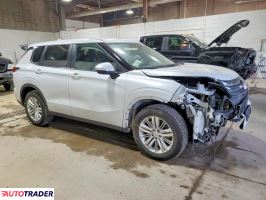 Mitsubishi Outlander 2023 2