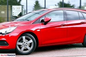 Opel Astra 2019 1.2 110 KM
