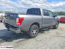 Nissan Titan 2021 5