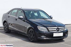 Mercedes C-klasa - zobacz ofertę