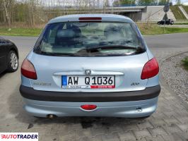 Peugeot 206 2002 1.4 75 KM