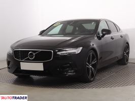 Volvo S90 2017 2.0 305 KM