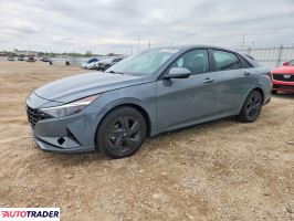 Hyundai Elantra - zobacz ofertę
