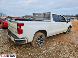 Chevrolet Silverado 2022 3