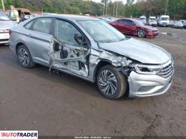 Volkswagen Jetta 2020 1