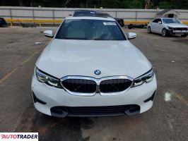 BMW 330 2021 2