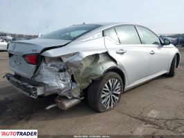 Nissan Altima 2024 2