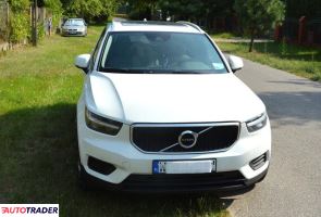 Volvo XC40 2020 2.0 247 KM