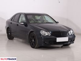 Mercedes C-klasa 2005 1.8 160 KM